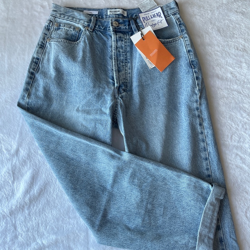 Pull & Bear high Waist mom jeans 90’s Sz 8 (U2)